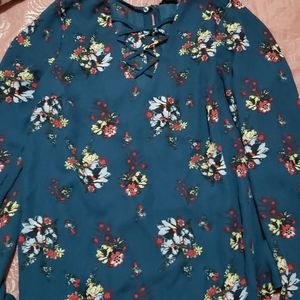 Long sleeve shirt only used once.